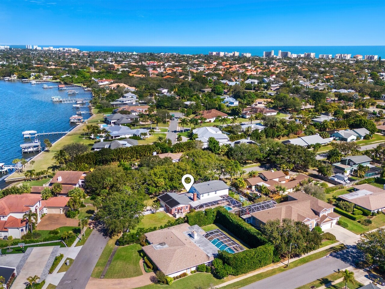 517 N River Oaks Drive