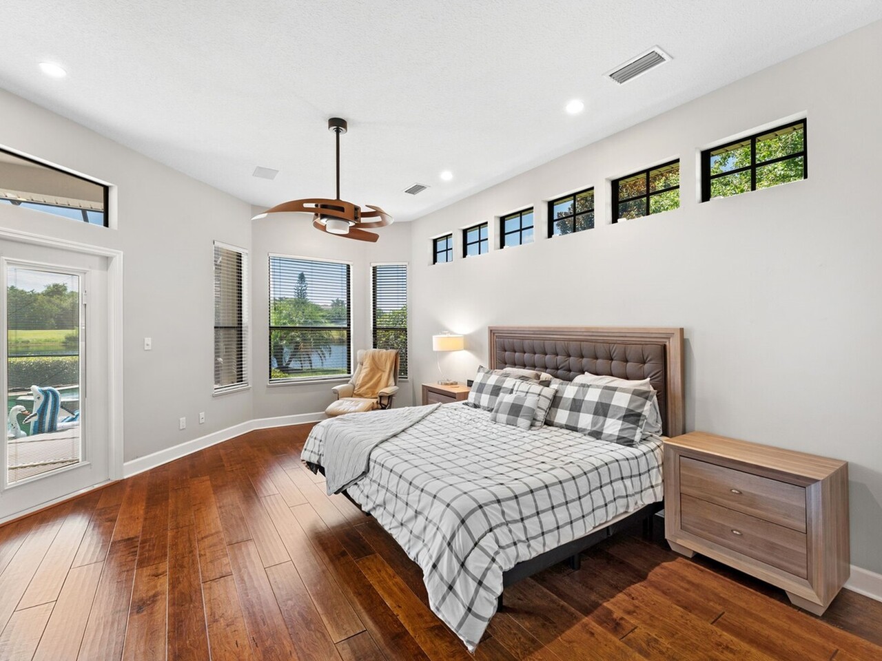 7987 Bradwick Way