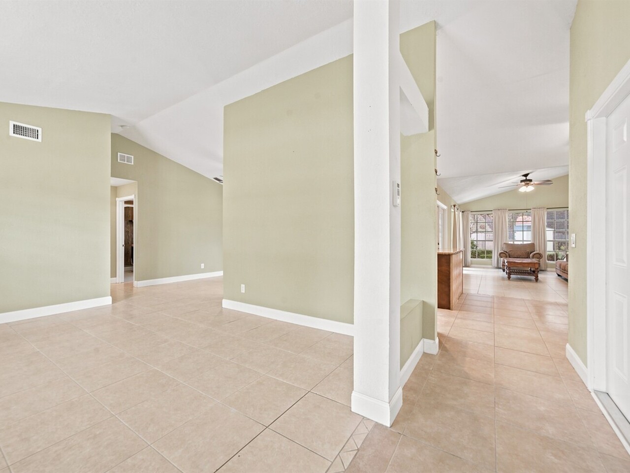 813 Emerald Way