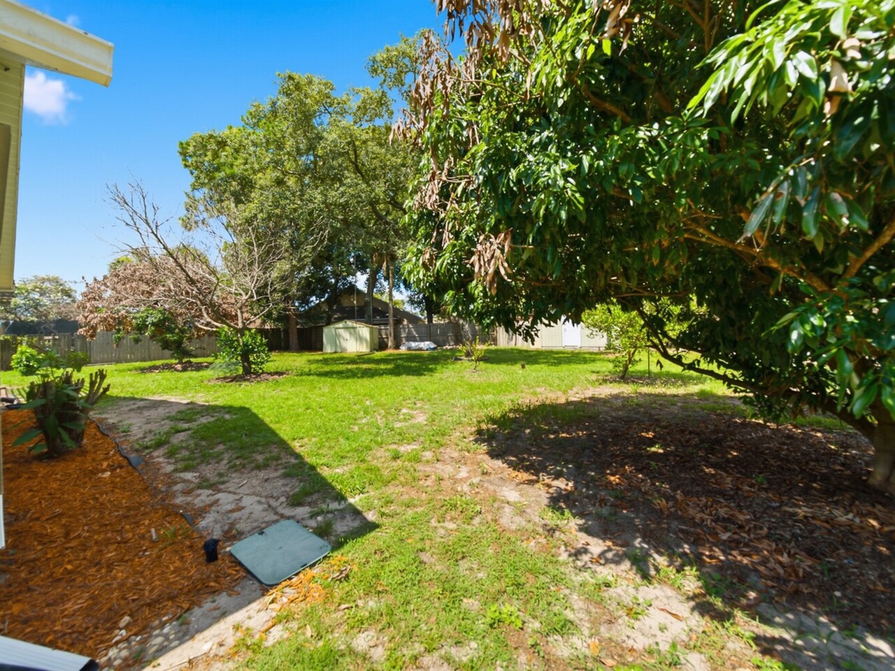 813 Emerald Way