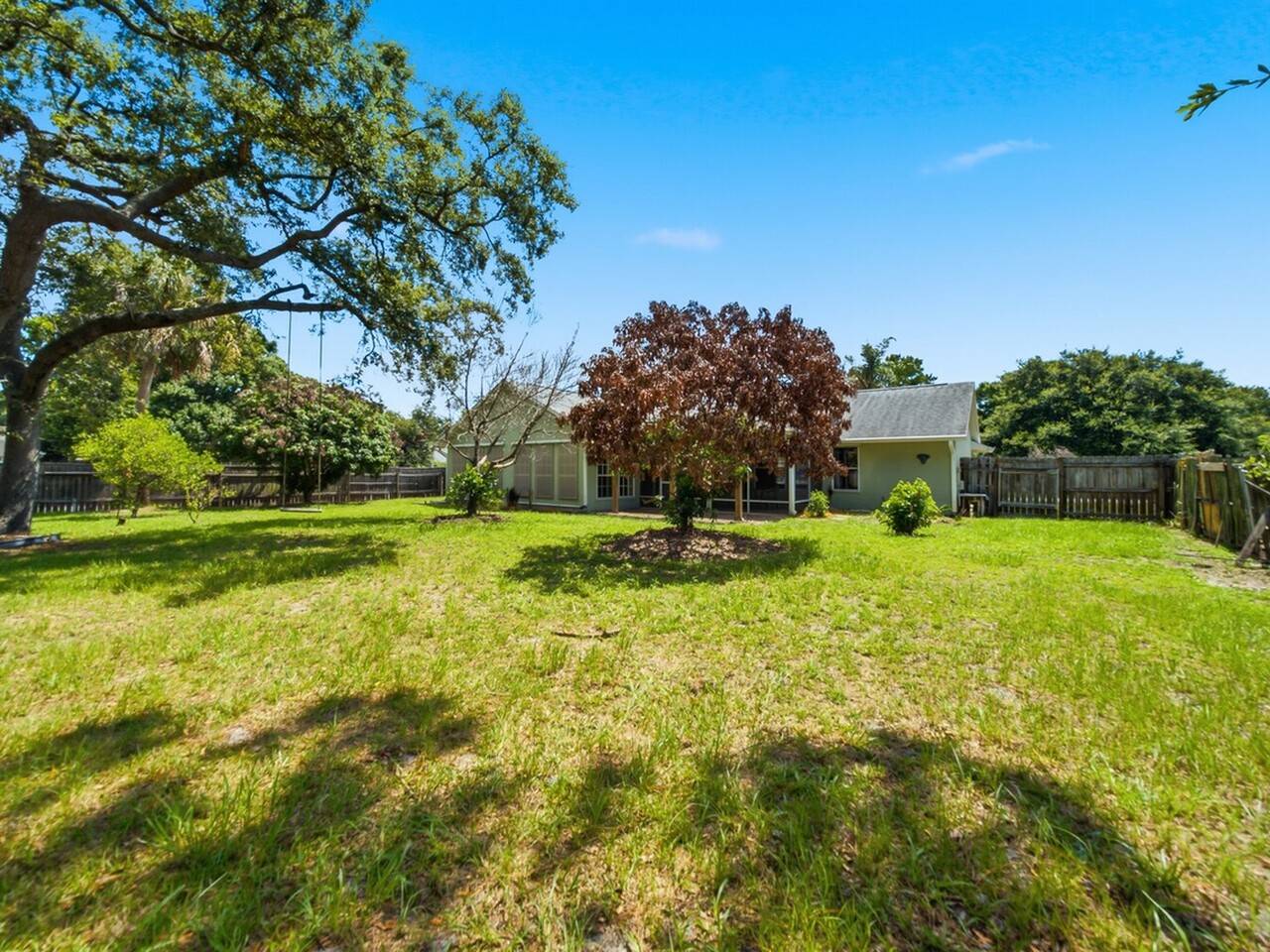 813 Emerald Way