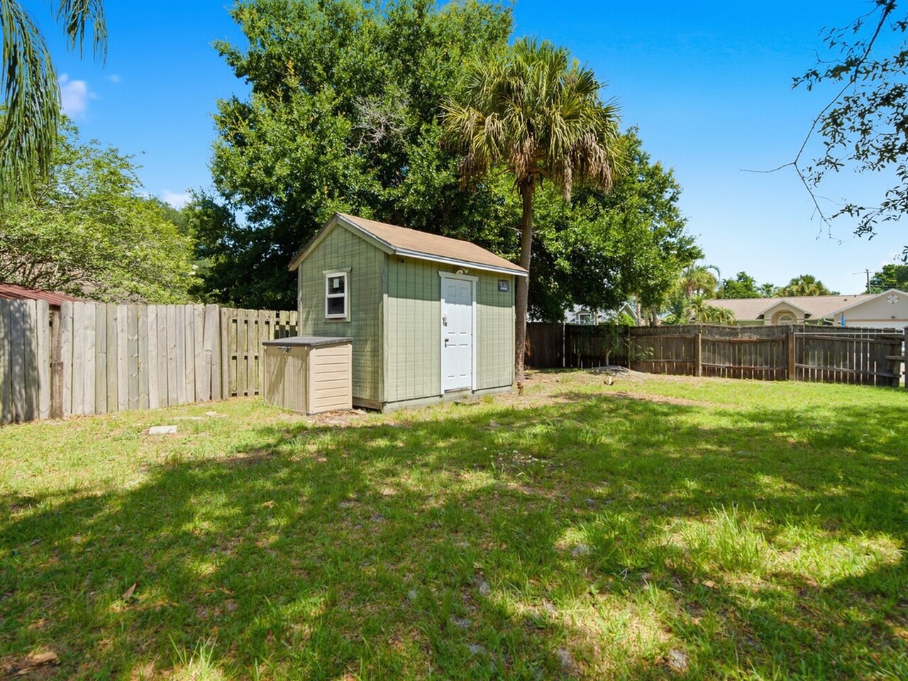 813 Emerald Way