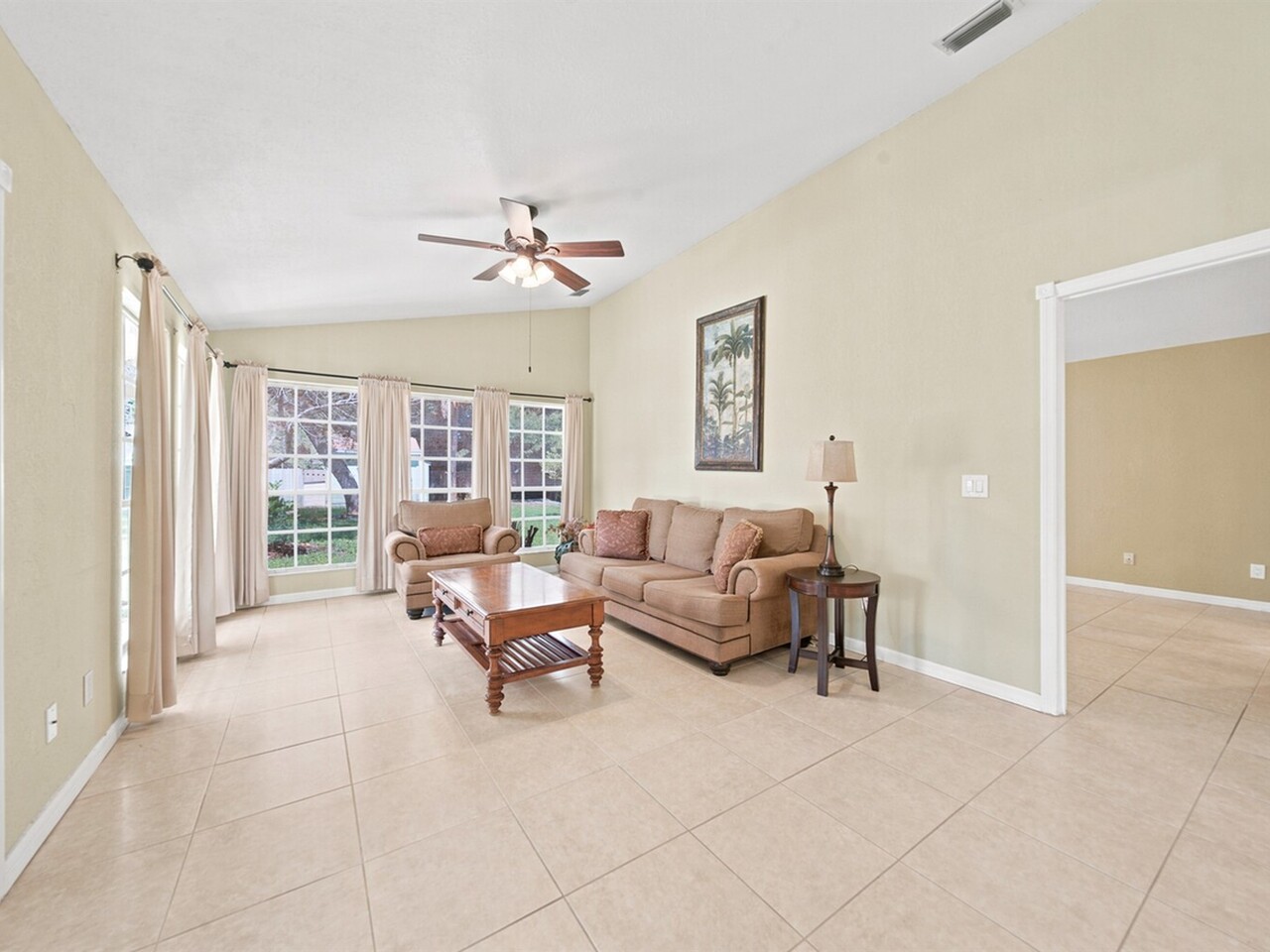 813 Emerald Way