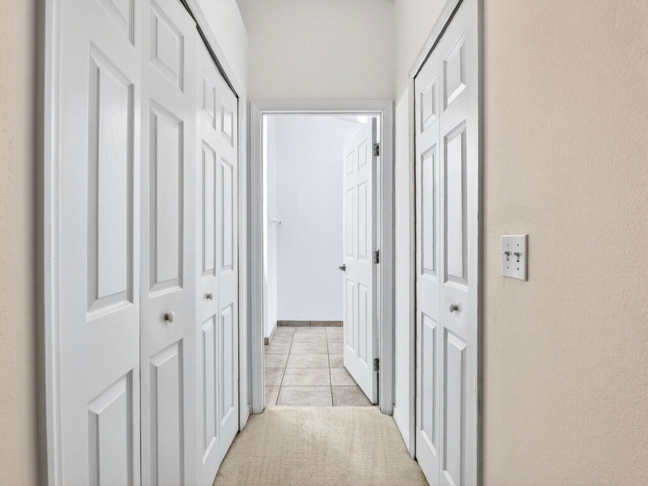 934 Pine Creek Circle NE