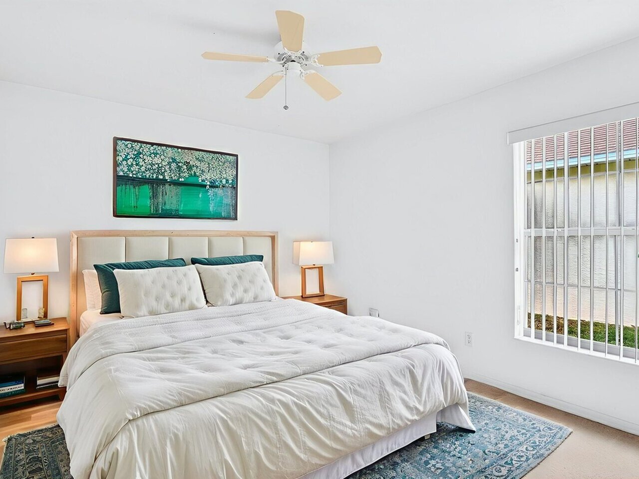 934 Pine Creek Circle NE