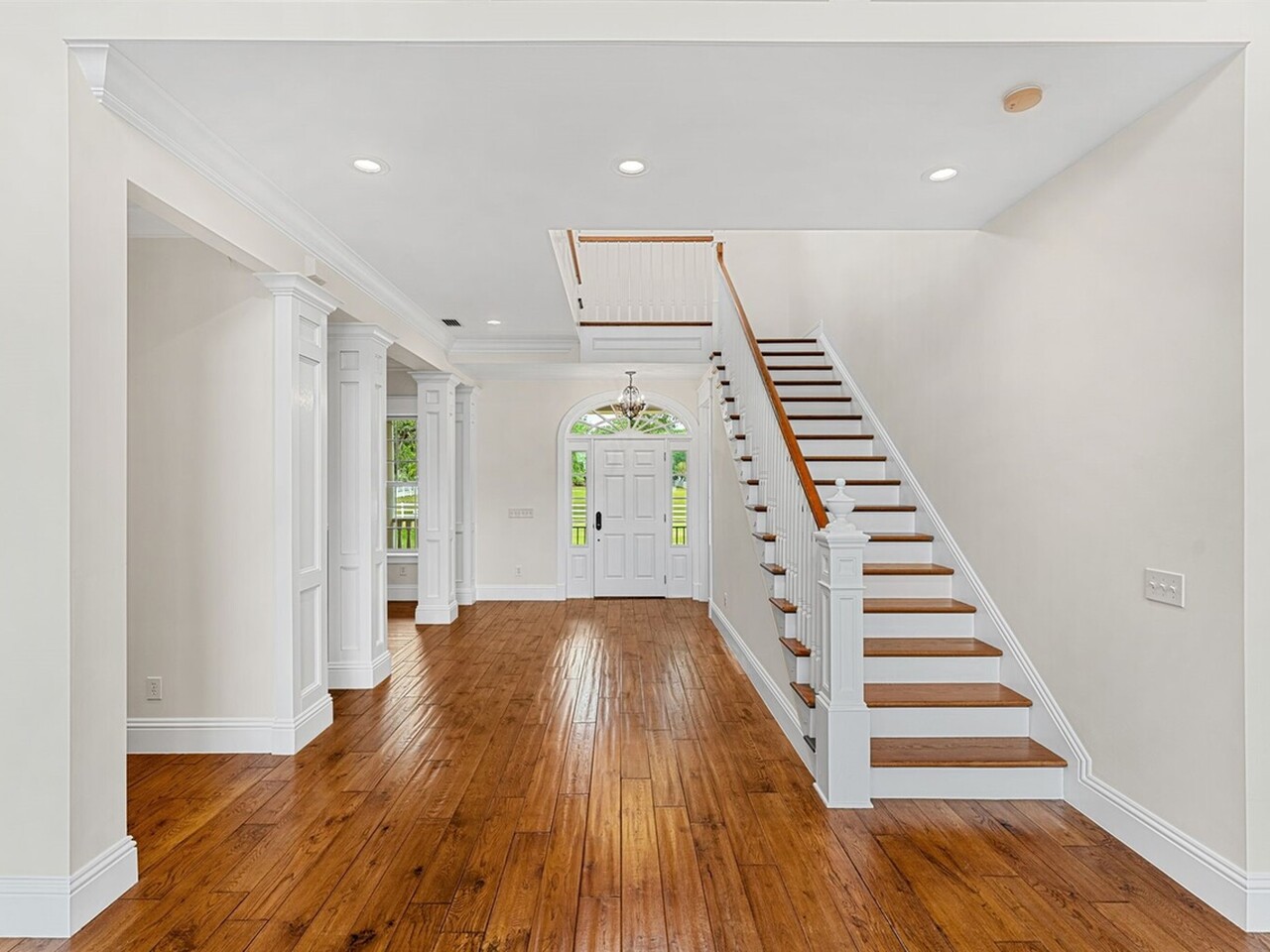 9490 S. Tropical Trail