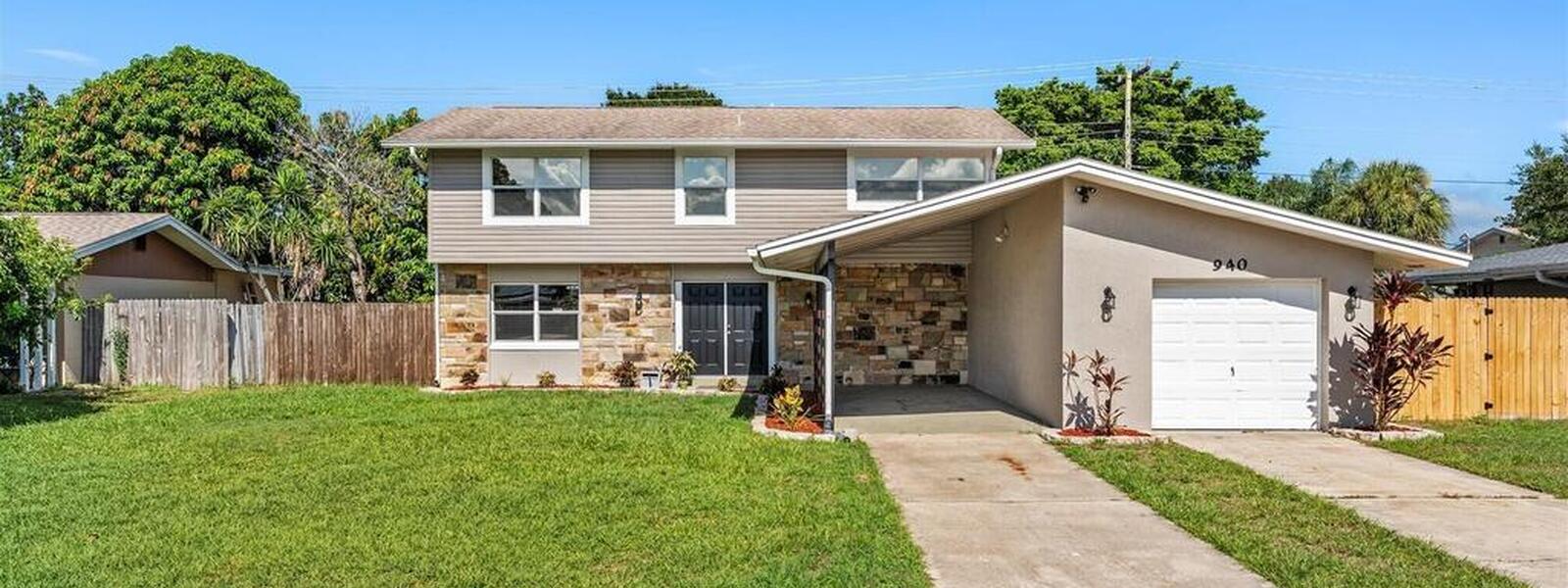 940 Bowing Lane