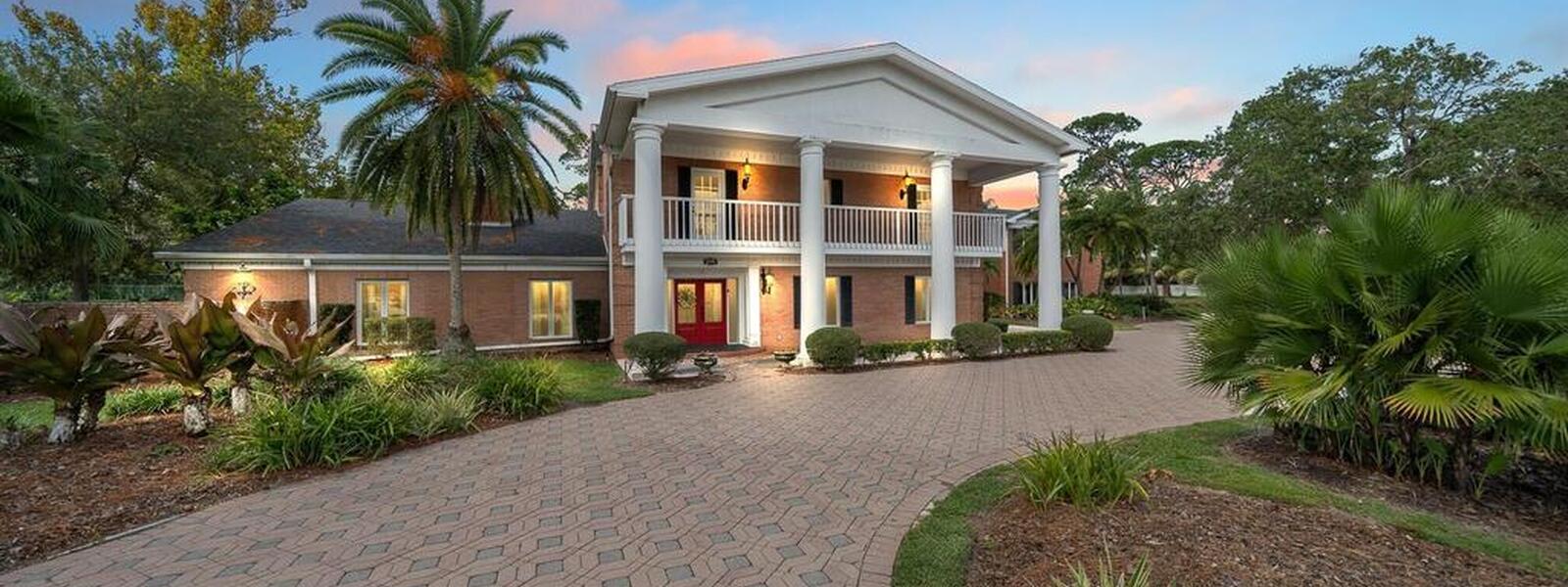 2195 S Courtenay Parkway