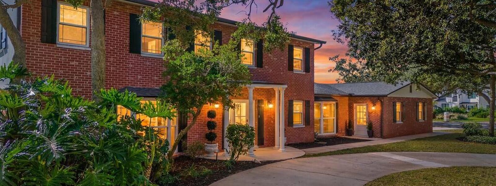 517 N River Oaks Drive