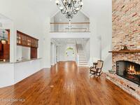 9490 S Tropical Trail
