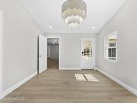 517 N River Oaks Drive