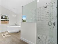 517 N River Oaks Drive