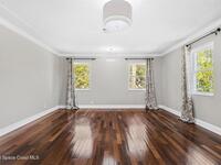 517 N River Oaks Drive