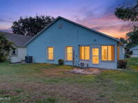 934 Pine Creek Circle