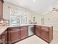 813 Emerald Way