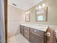 813 Emerald Way