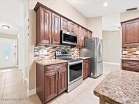 813 Emerald Way