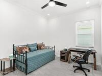 1233 Great Belt Circle